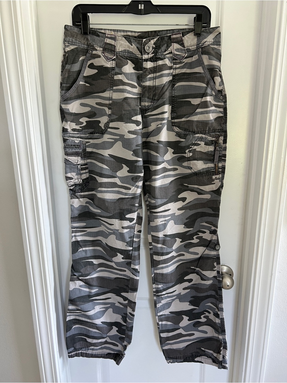 Cabelas gray camo pants